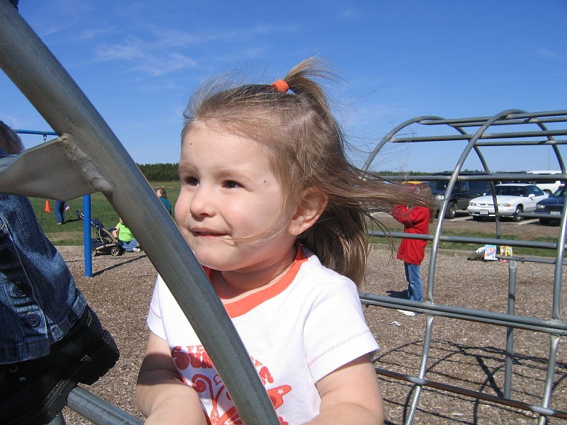 20060430-MaddiePics1-066