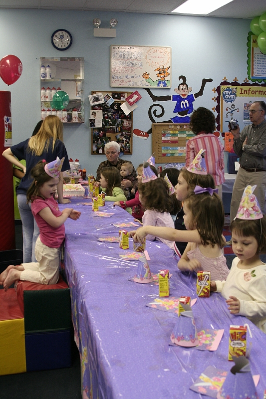 20060225-MaddiesFifthBirthday-044